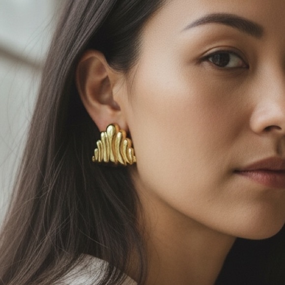 Anthropologie Jewelry - Elegant Gold Wave Earrings